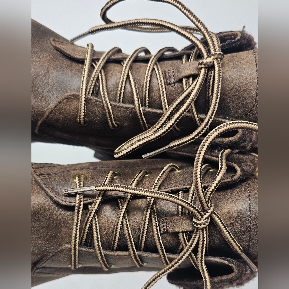 Cliffs by White Mountain Women's Faux Leather Lace Up Boot Brown Size 8.5M - Picture 2 of 14